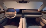 Nový Jaguar Type 01 odhalil interiér. Záchrana značky pripomína salón zo 70. rokov