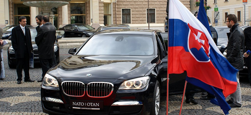 BMW partnerom stretnutia ministrov obrany NATO