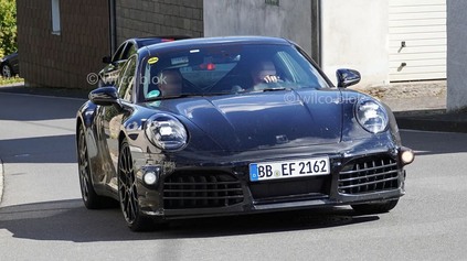 Porsche chystá facelift 911. Model 992.2 dorazí ako crossover Safari a čakajte i hybrid