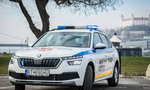 Vodiči porušujú nový zákaz, len v Bratislave policajti naparili desiatky pokút a môže byť horšie