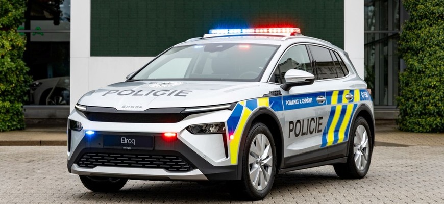 Polícia ČR testuje elektromobil v ostrej službe