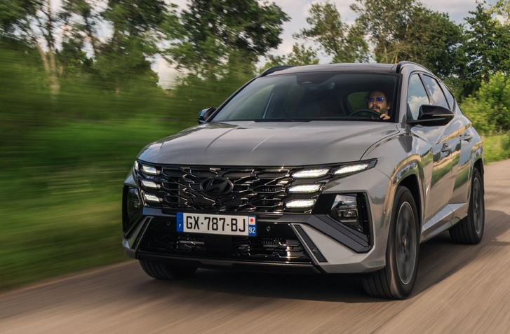HYUNDAI TUCSON ODCHÁDZA VO VEĽKOM ŠTÝLE. OBĽÚBENÉ SUV TERAZ STOJÍ OD 26 990 EUR
