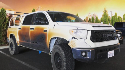 Toyota Tundra zachránila majiteľa pred požiarom. Toyota mu dá novú