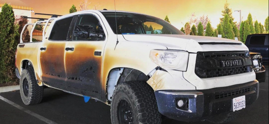 Toyota Tundra zachránila majiteľa pred požiarom. Toyota mu dá novú