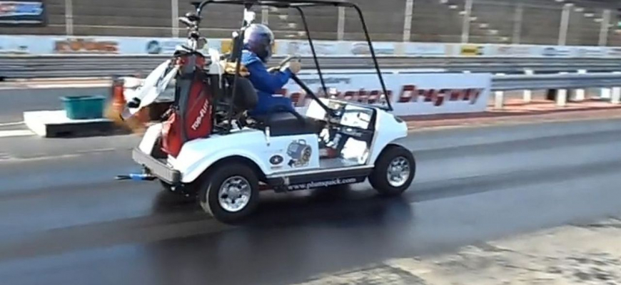 Dokáže golfový vozík zrýchliť na 190 km/h? Áno
