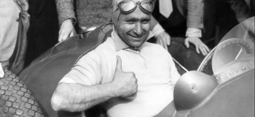 Juan Manuel Fangio mal syna a možno aj dvoch