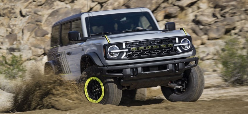 Nový Ford Bronco RTR je cenovo dostupnejšia alternatíva Raptoru, berie si motor z Focusu RS!