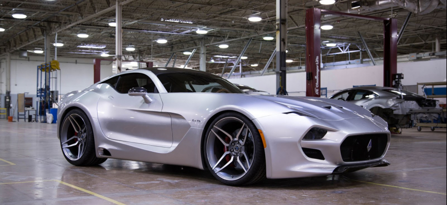 Fisker postavil superšport. Dostal motor V10 s výkonom 755 koní