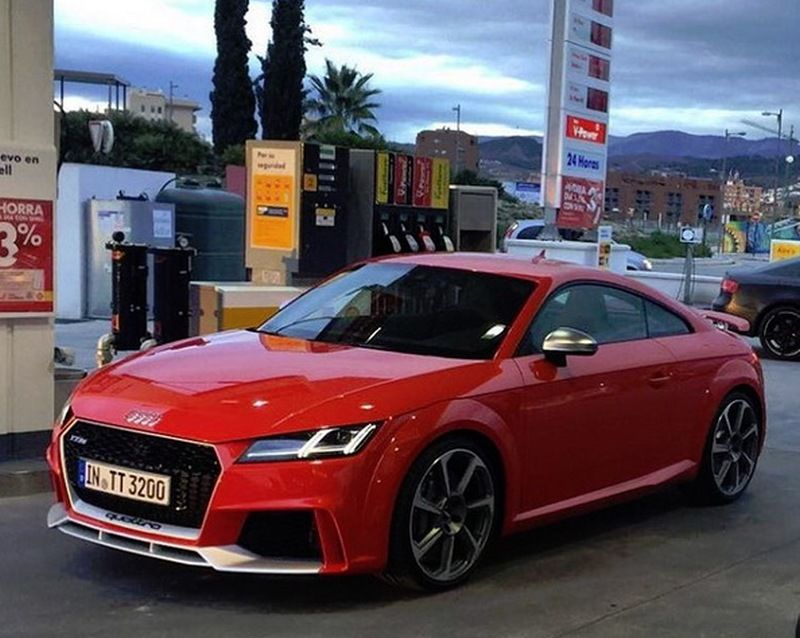 Audi TT RS v Španielsku bez kamufláže, lebo nakrúcali reklamu