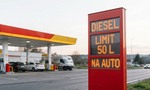 Prvé pumpy na Slovensku obmedzujú tankovanie!
