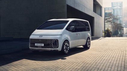 MPV HYUNDAI STARIA 2022 ZAÚTOČÍ NA MULTIVAN. IDE AJ DO EURÓPY, S MOTOROM 2.2 CRDI