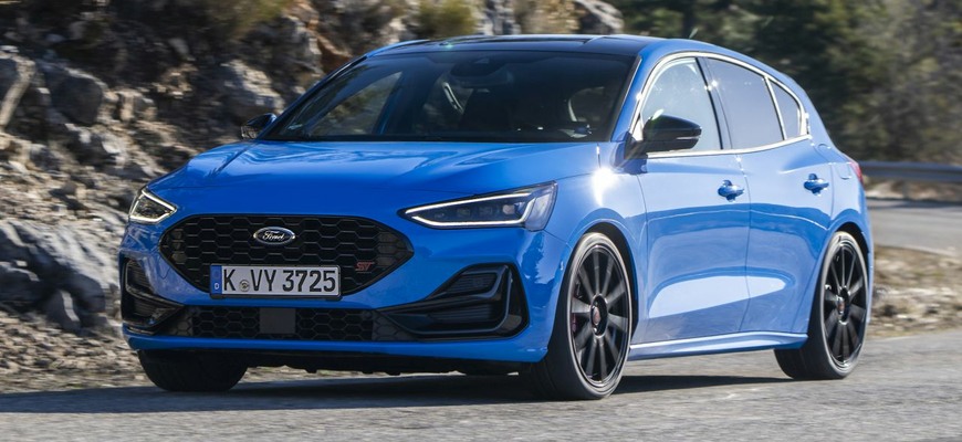 Nový Ford Focus ST Edition. Okruhová hračka vám dovolí meniť nastavenie podvozka