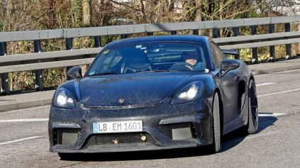 Ďalší športiak s atmo motorom? Porsche 718 GT4