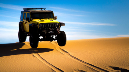 PROMO HODNÉ HOLLYWOODU - JEEP WRANGLER, RHYS MILLEN A PENNZOIL