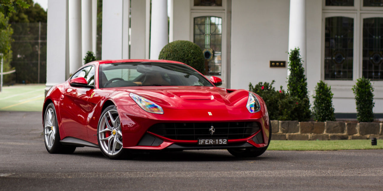 Kto sú majitelia Ferrari a ako svojimi autami jazdia?