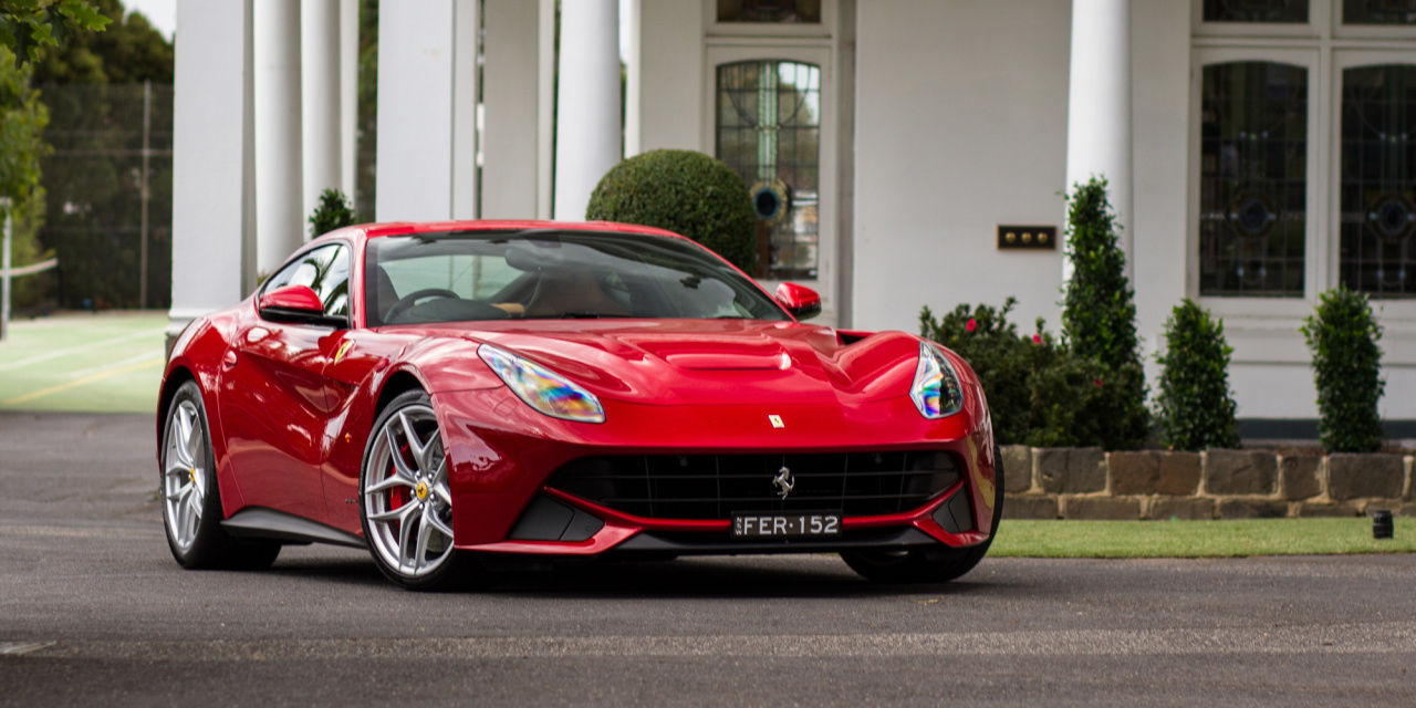 Kto sú majitelia Ferrari a ako svojimi autami jazdia?