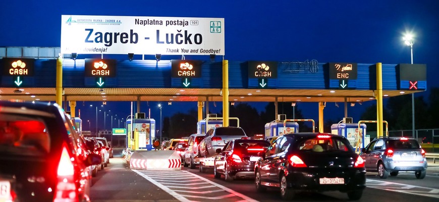 Cesta do Chorvátska vlastným autom. Oplatí sa šetriť na mýte a diaľničných známkach?