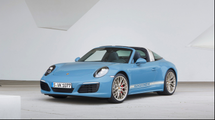 Porsche Exclusive pripravilo retro model 911 Targa 4S