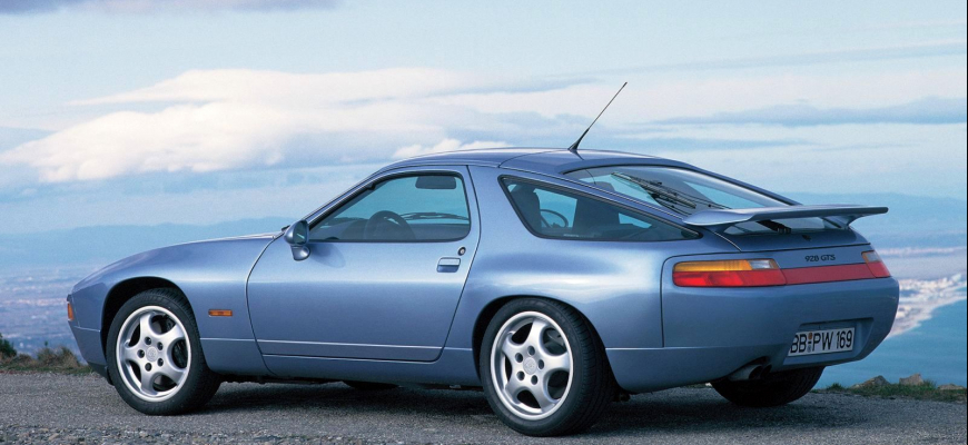 Porsche 928 oslavuje 40. narodeniny