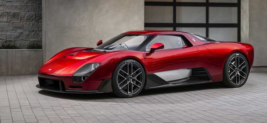 Nový McL 6GT je prvý McLaren s manuálom od povestného modelu F1!