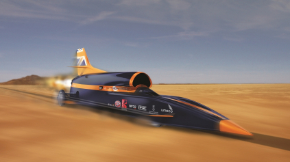 Bloodhound SSC otestoval úspešne motor, ktorý ho má dotlačiť k rýchlosti 1600 km/h.