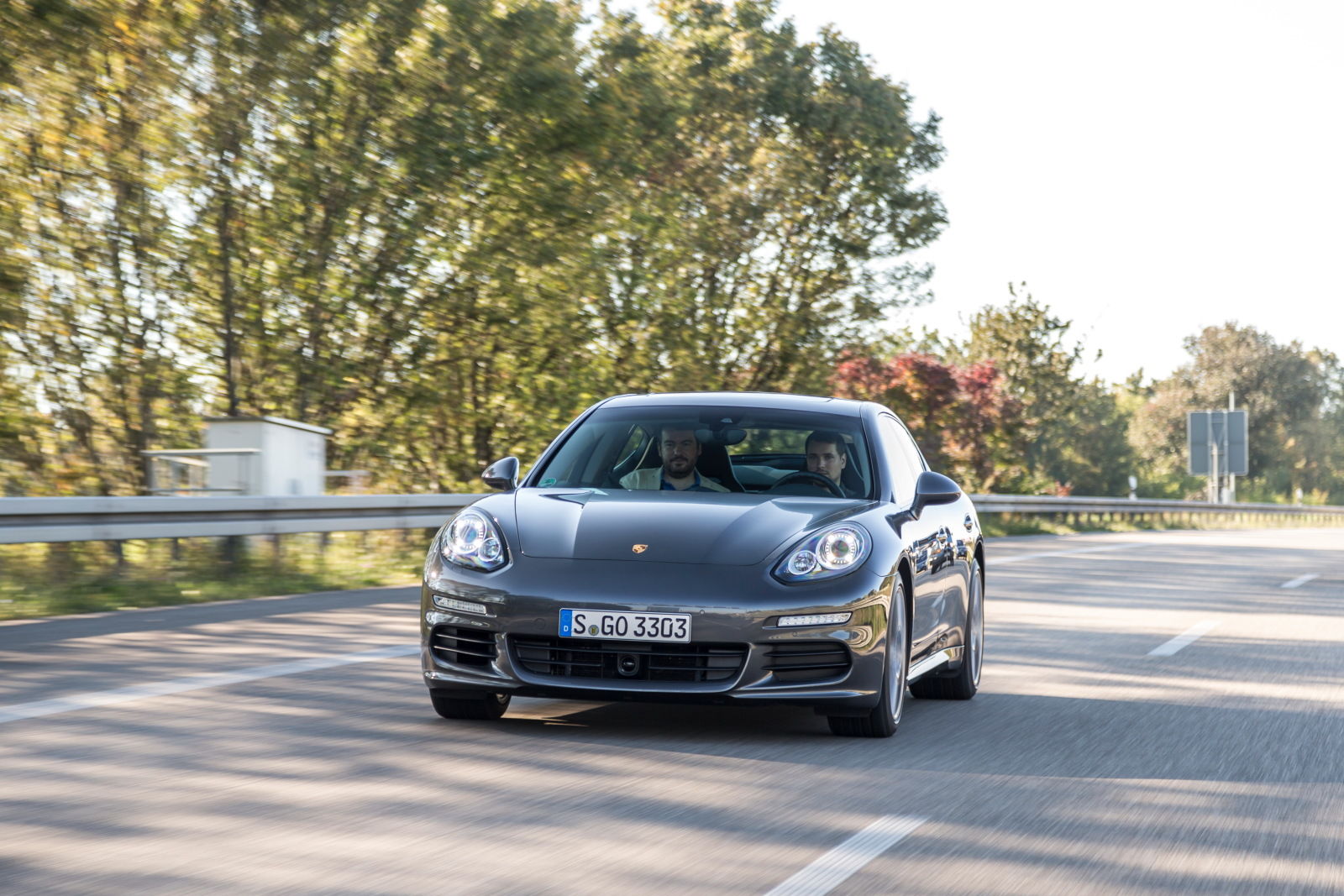 TopSpeed jazda Porsche Panamera S E-Hybrid