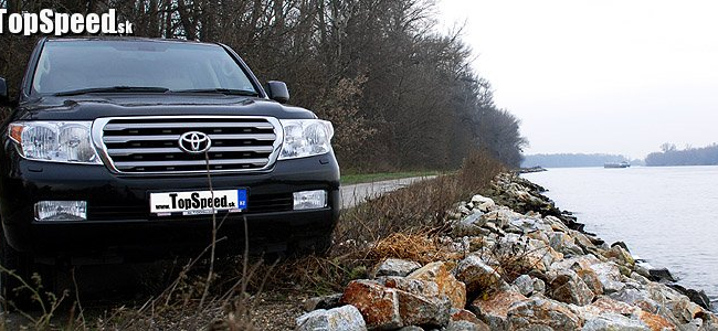 <p>Toyota Land Cruiser V8</p>