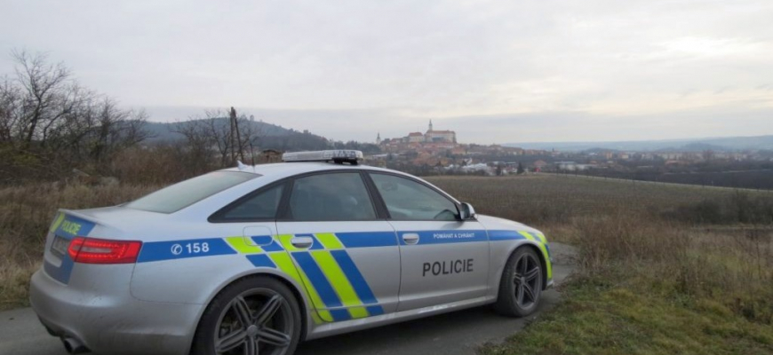 Dopraváci na Morave vyfasovali zabavené Audi RS6!