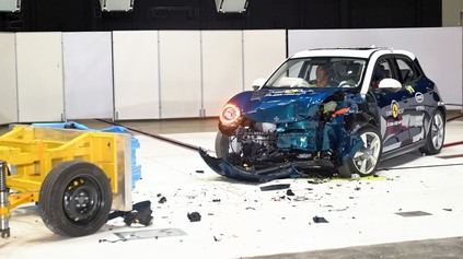 NAJLEPŠIE VÝSLEDKY V NÁRAZOVÝCH TESTOCH EURO NCAP ZA ROK 2022? TESLA, HYUNDAI A ČÍNSKE ZNAČKY