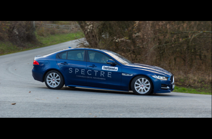 TEST: JAGUAR XE 2.0D