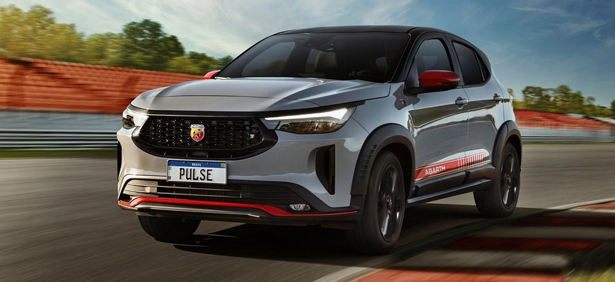 Abarth Pulse je nový cenovo dostupný „športový“ crossover Fiatu, má to ale háčik