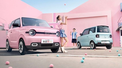 TAKTO SA STLÁČA CENA ELEKTROMOBILOV! MODERNIZOVANÉ GEELY STOJÍ V ZÁKLADE LEN 6000 EUR