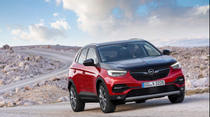 Opel Grandland X plug-in hybrid nie je prvý elektrifikovaný Opel