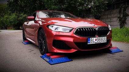 BMW M850I COUPE 4X4 TEST