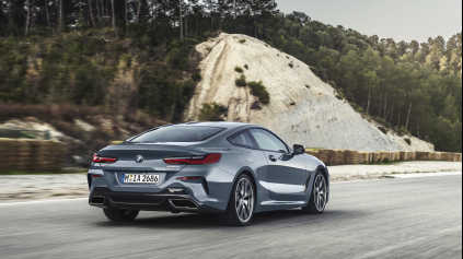 Nové BMW 8 predstavili s dvoma motormi. Jeden je dízel