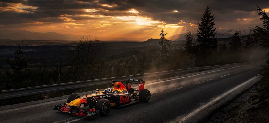 Red Bull zverejnil film o výlete F1 na Slovensku a Česku. Lepšiu reklamu sme vo svete nemali