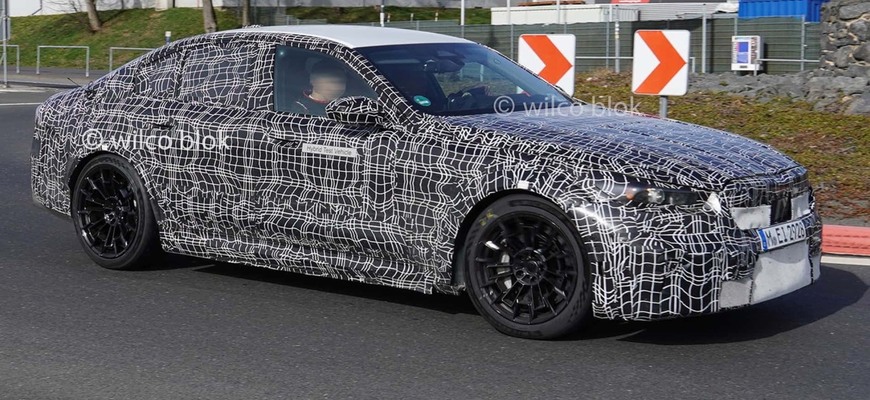 Potvrdené. Nová generácia BMW M5 bude plug-in hybrid, rovnako ako SUV XM