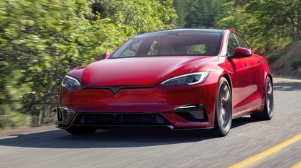 STOJÍ NOVÝ FACELIFT TESLY MODEL S A X ZA REČ? TÝMTO CHCE MUSK NAKOPNÚŤ PREDAJ VÄDNÚCEHO ZÁUJMU