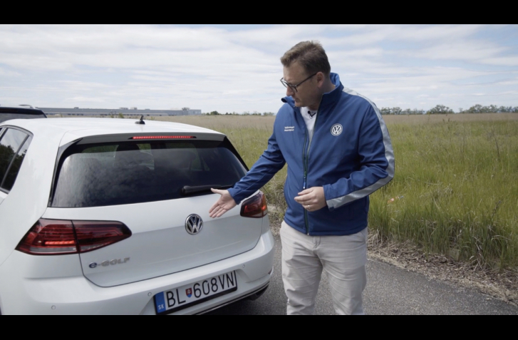 VW SLOVENSKO UČÍ MAJITEĽOV, AKO FUNGUJE MODERNÉ AUTO