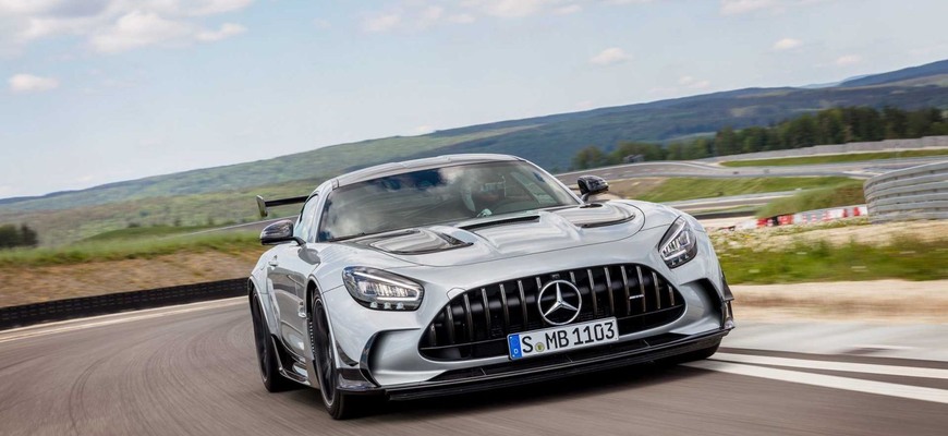 Najočakávanejšie AMG roka je tu. Predstavili Mercedes AMG GT Black Series