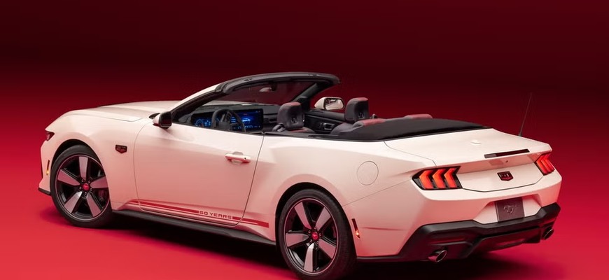 Ford Mustang prevalcoval konkurenciu. V USA predáva viac áut než všetci súperi dokopy