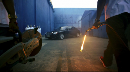 VIDEO: JAY-Z A KANYE WEST ZNETVORILI 370 000 € MAYBACH ALA MADMAX