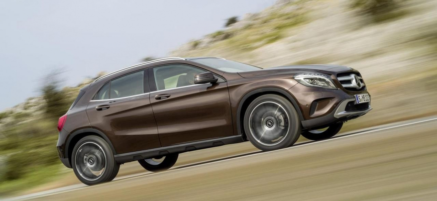 Mercedes-Benz predstavil novinku GLA