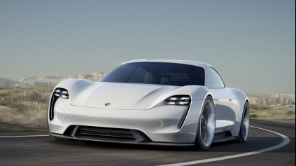 Porsche Mission E prejde 500 km a dobije sa za 15 minút