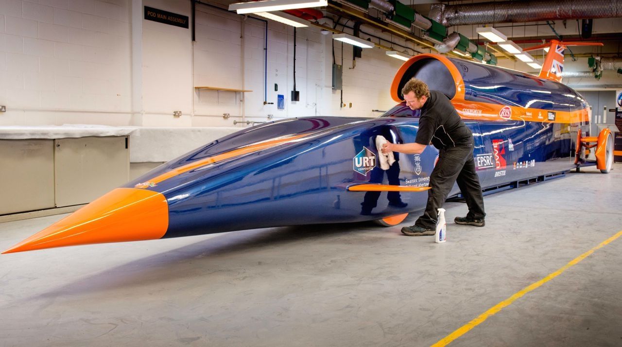 Bloodhound SSC stojí, pokus o prekonanie rekordu sa odkladá