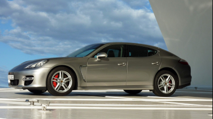 PORSCHE PRIPRAVUJE NOVÚ PANAMERU. MOŽNO PRÍDE AJ AKO KUPÉ!