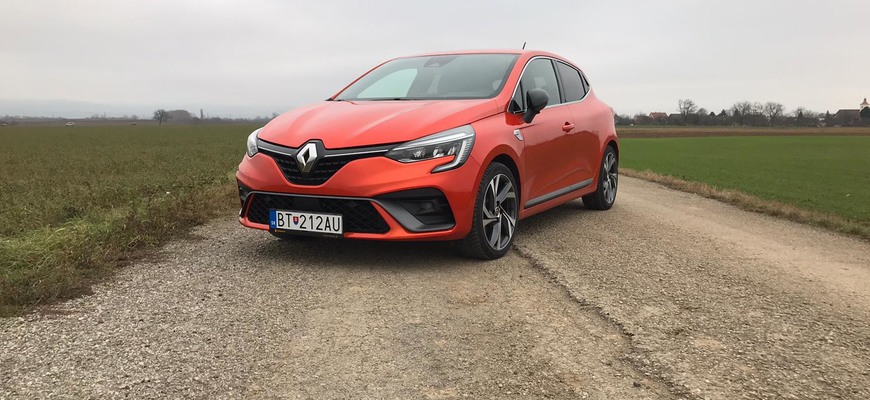 Práve testujeme Renault Clio hybrid, čo vás zaujíma?