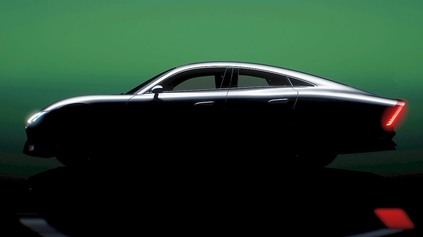Mercedes-Benz Vision EQXX asi dostane revolučnú batériu, naznačuje to porovnanie s EQS