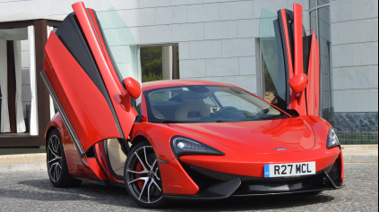 MCLAREN NEVYROBÍ MODEL, KTORÝ BUDE KONKURENT PRE PORSCHE CAYMAN