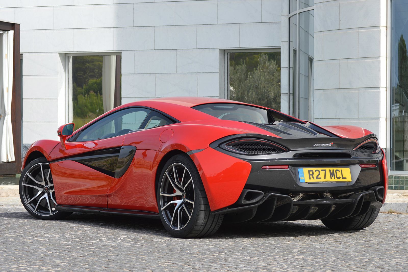 McLaren 570S